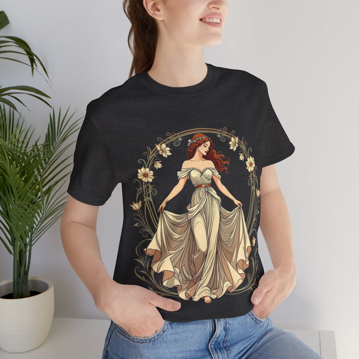 Art Deco Goddess T-Shirt – Luxe Vintage Muse – Glamorous Statement Tee