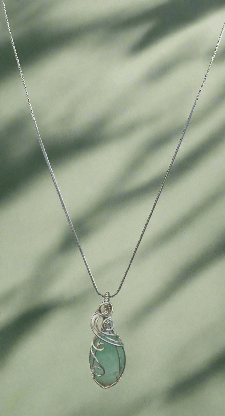 Aquamarine Pendant - Daonna Designs