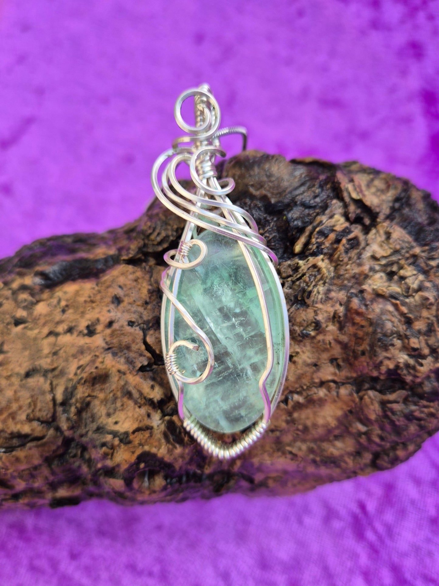 Aquamarine Pendant - Daonna Designs
