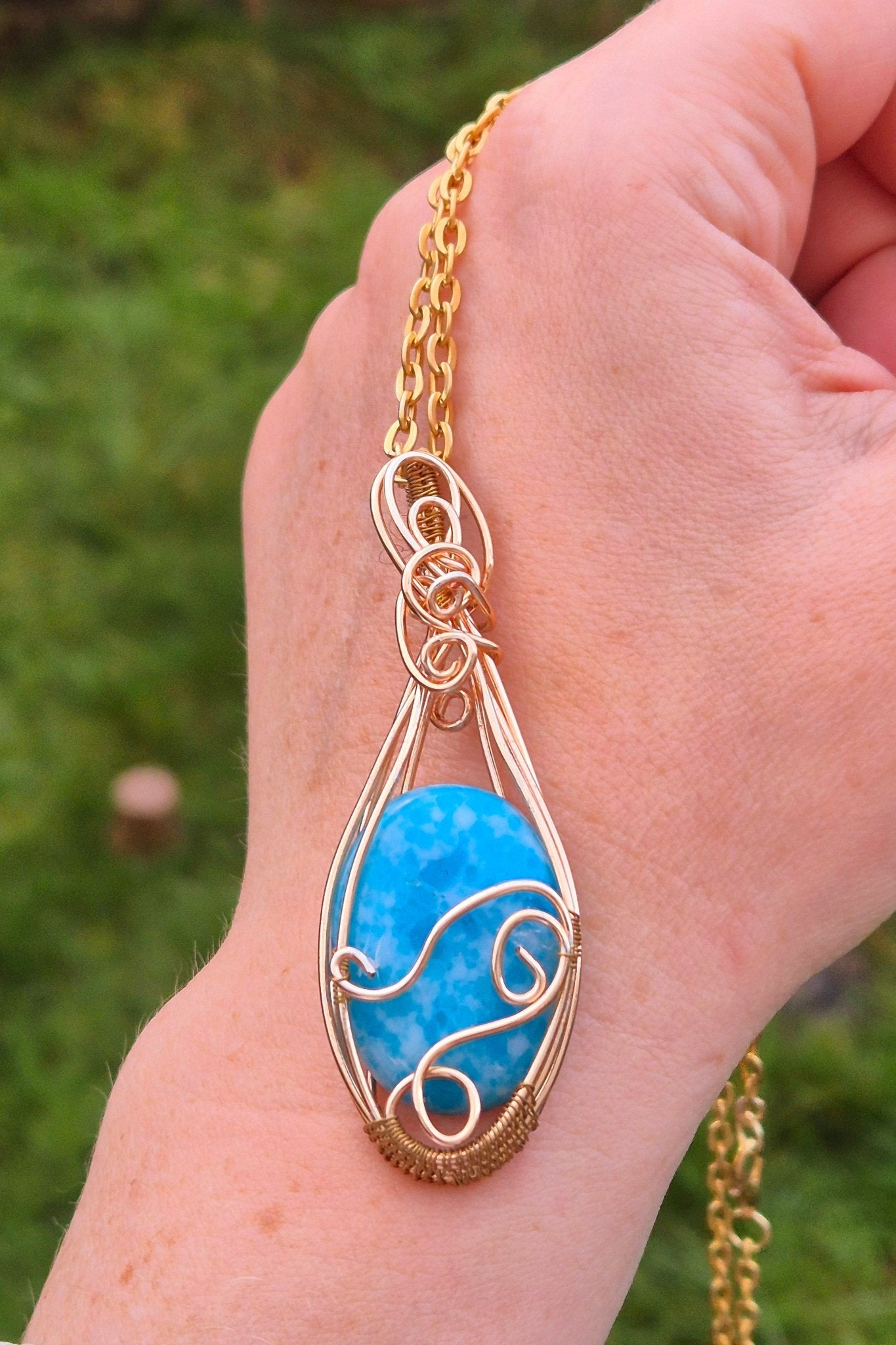 Larissa Pendant - Daonna Designs