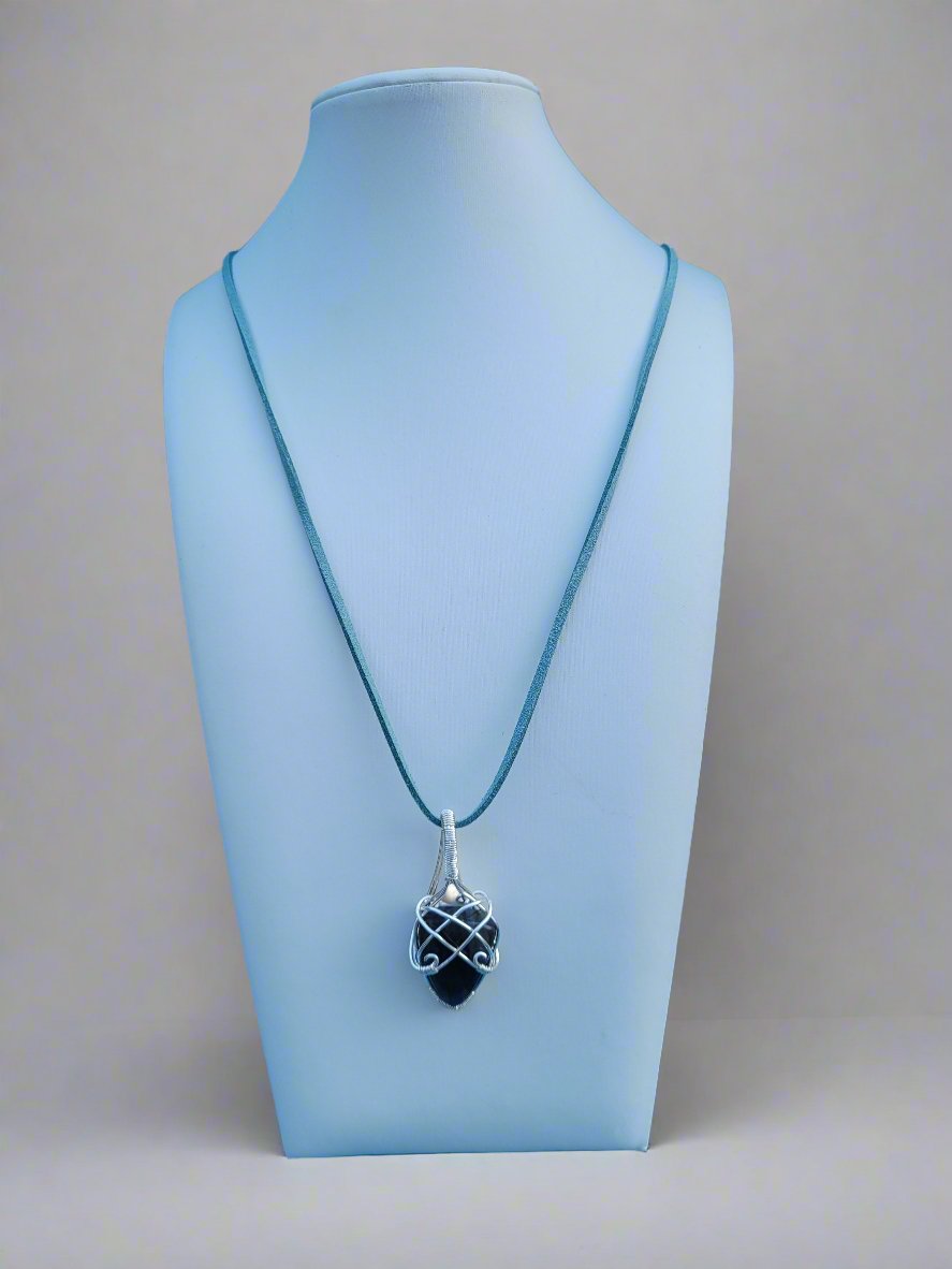 Croí Pendant Necklace - Daonna Designs