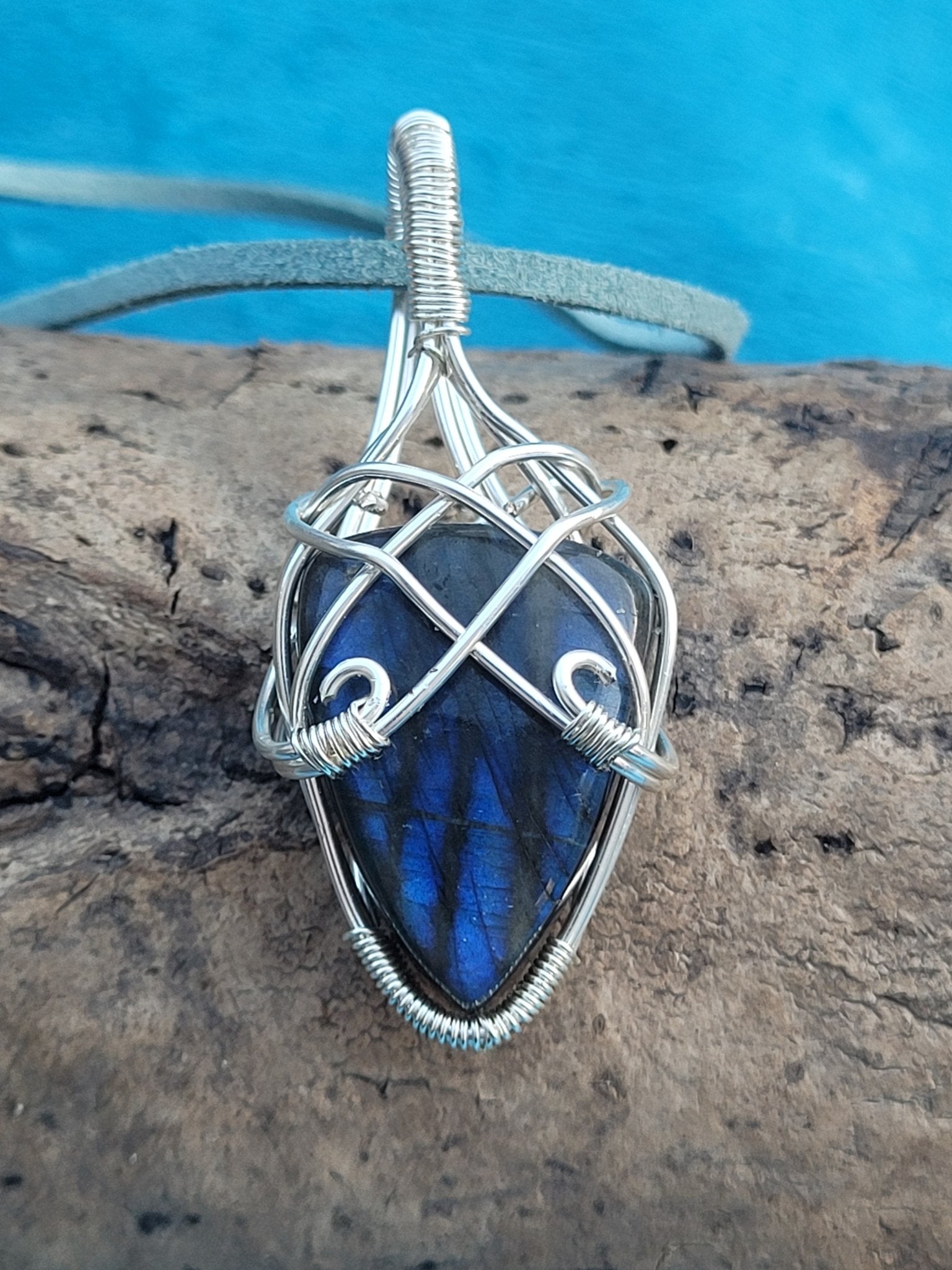 Croí Pendant Necklace - Daonna Designs