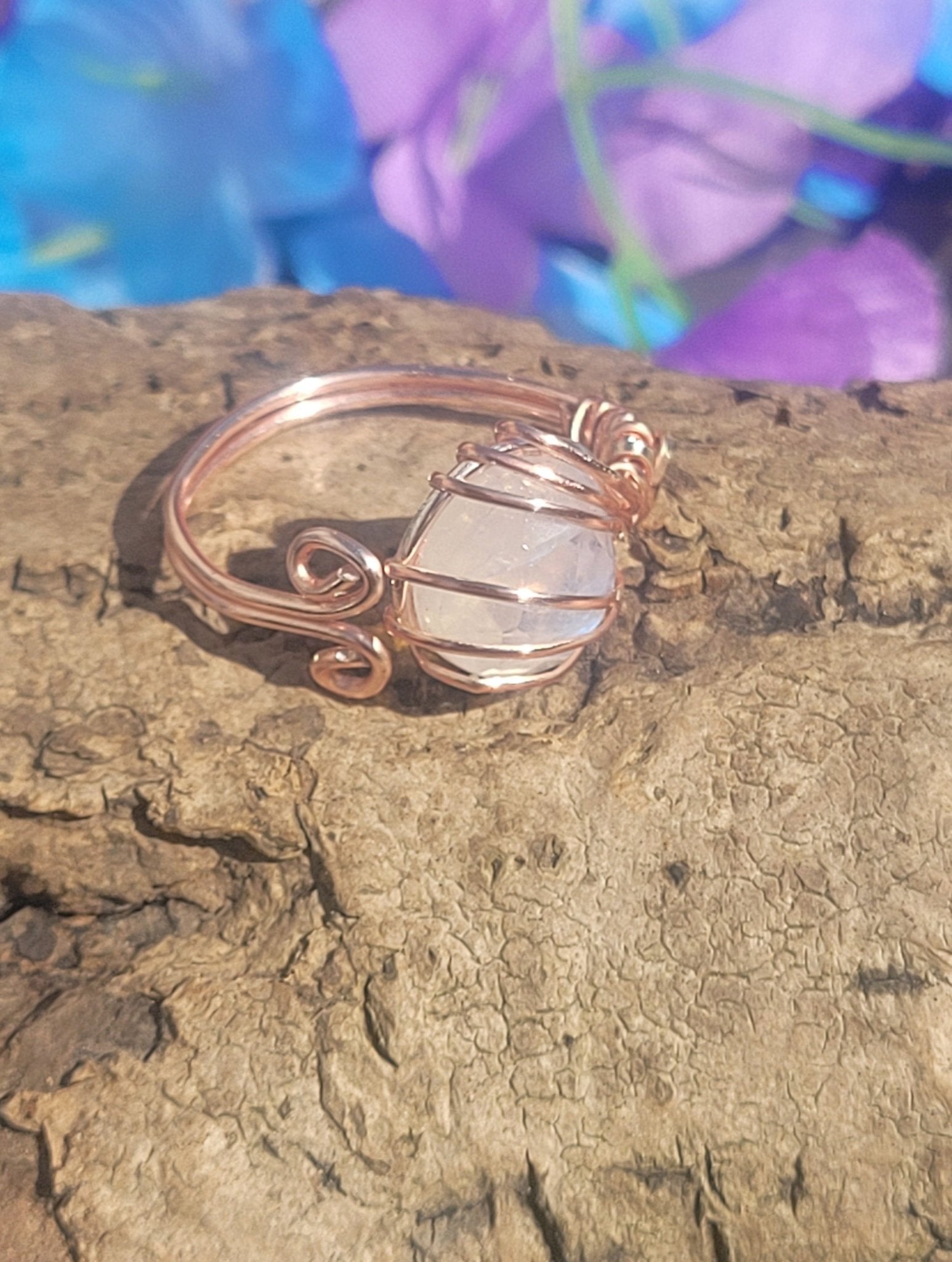 Freya Ring - Moonstone Size 52 - 62 [EU] - Daonna Designs