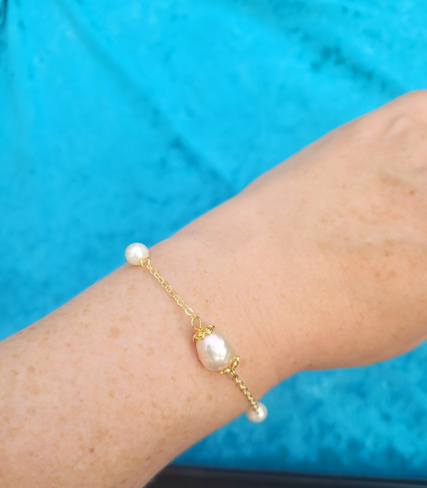 Minimalist Pearl Bracelet - Daonna Designs