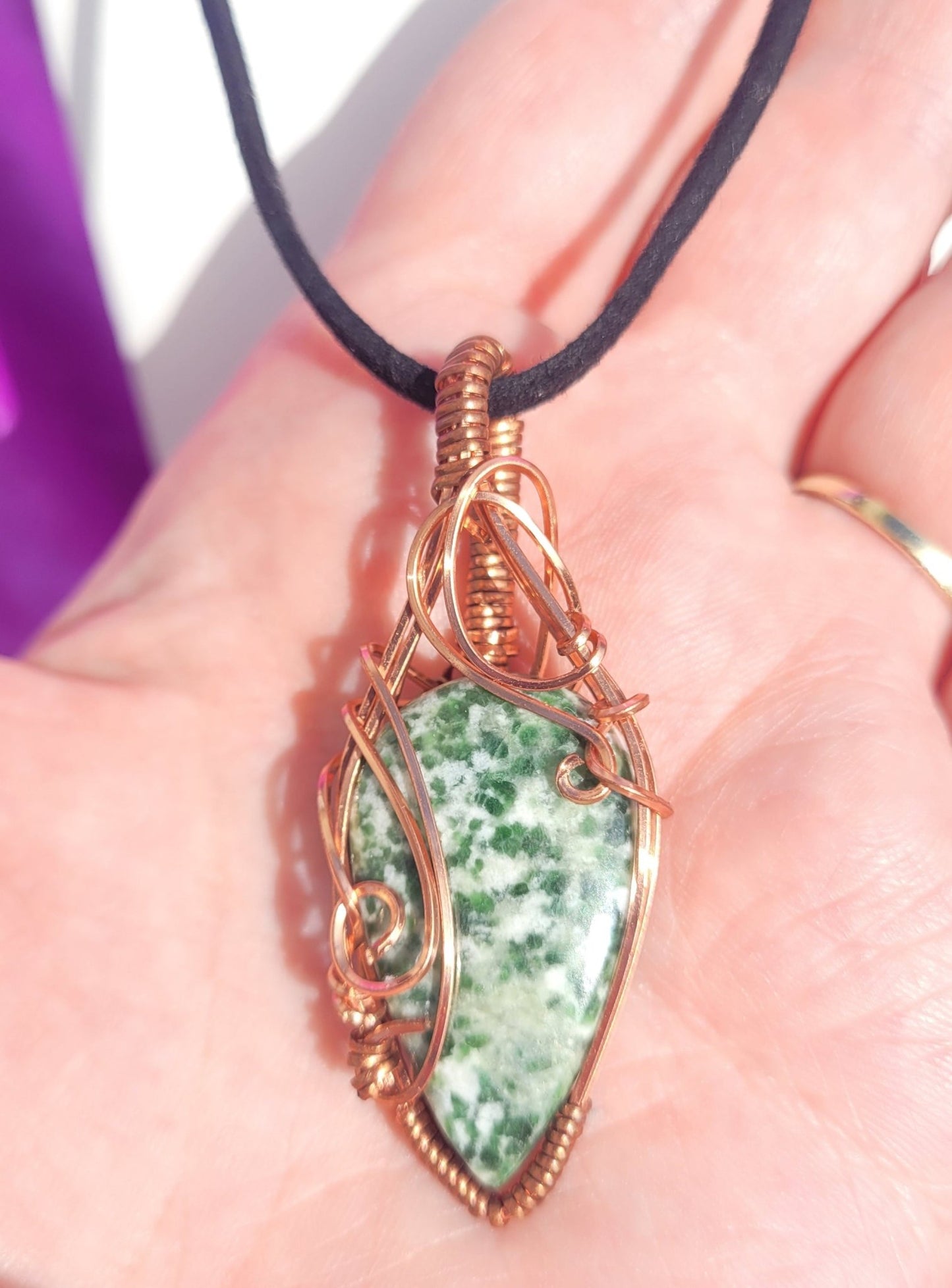 Moss Agate Pendant - Daonna Designs